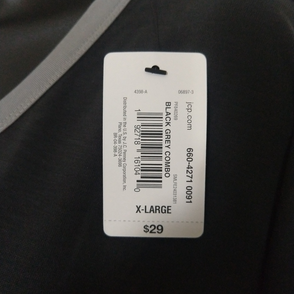 Flirtitude V Neck Sporty T-Shirt JXL - Picture 7 of 7
